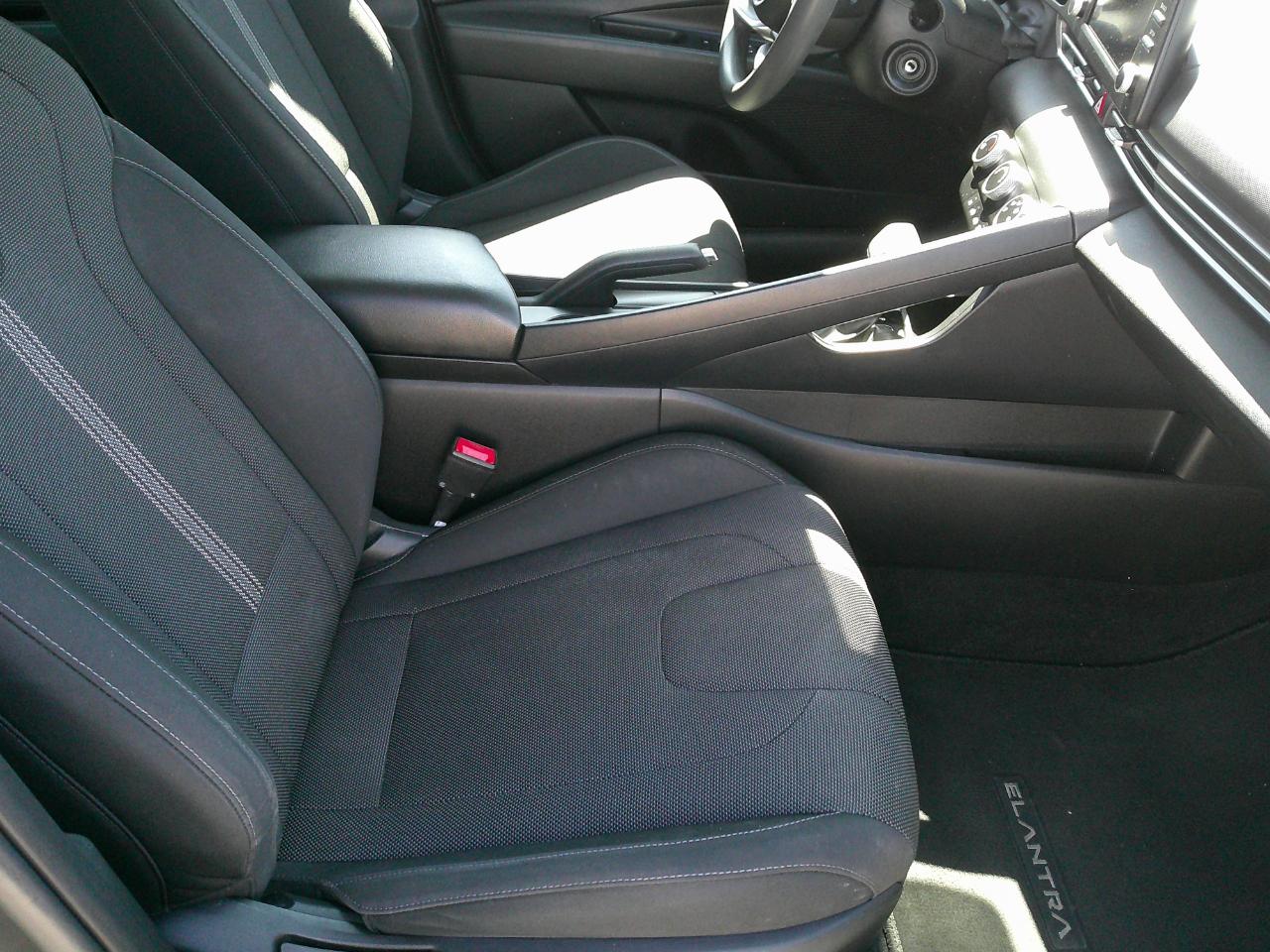 Hyundai Elantra SE IVT *Ltd Avail* 2021