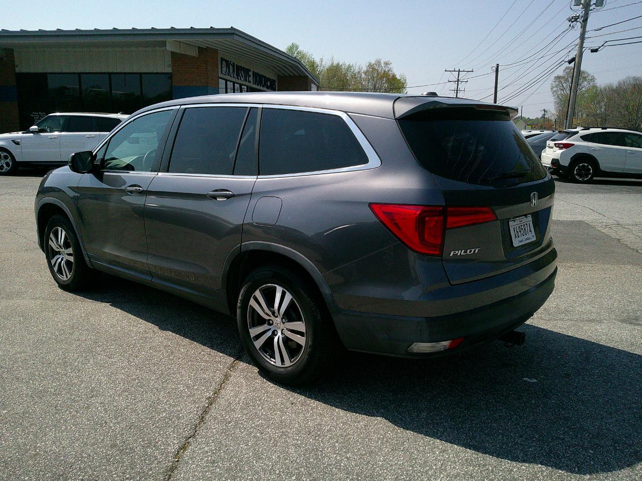 Honda Pilot 2WD 4dr EX-L w/Navi 2016
