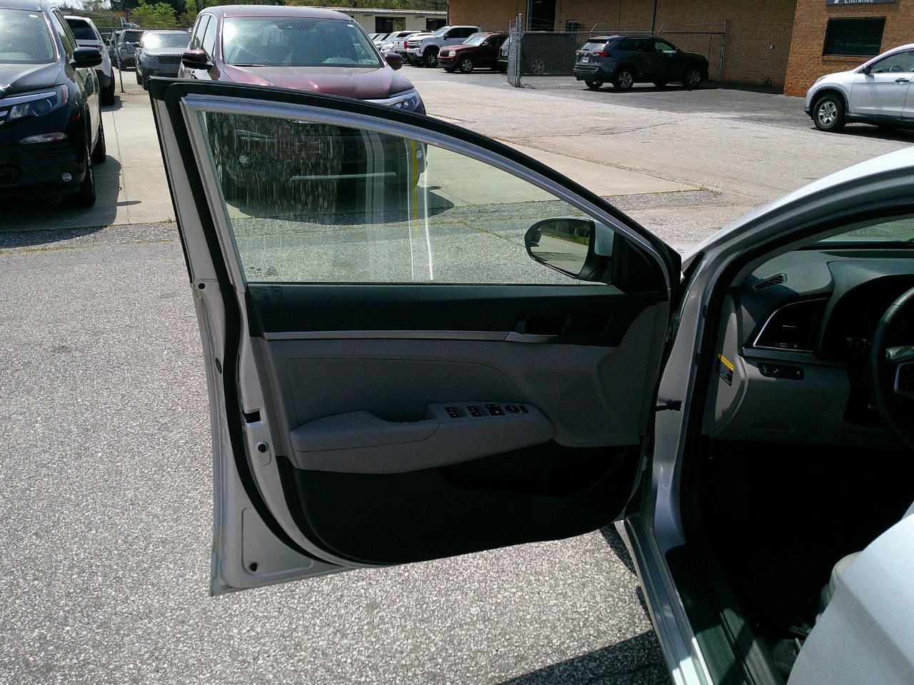 Hyundai Elantra SE 2.0L Auto (Alabama) *Ltd Avail* 2017