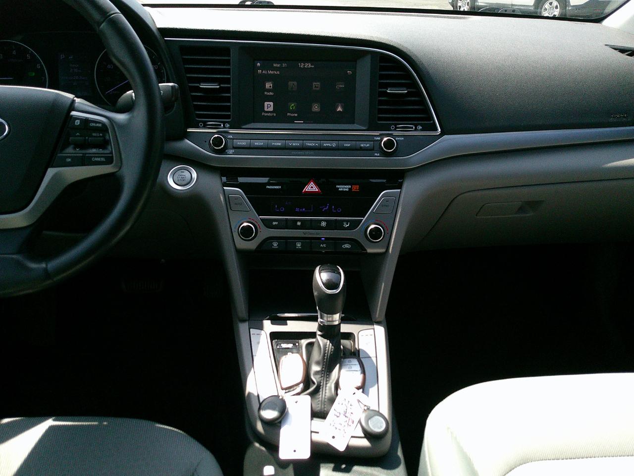 Hyundai Elantra SE 2.0L Auto (Alabama) *Ltd Avail* 2017