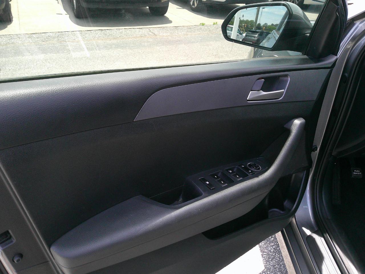 Hyundai Sonata SE 2.4L SULEV 2018
