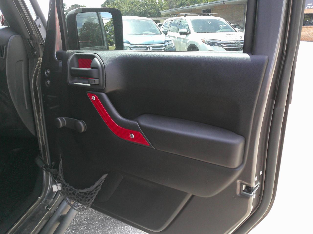 Jeep Wrangler Unlimited 4WD 4dr Sport 2014