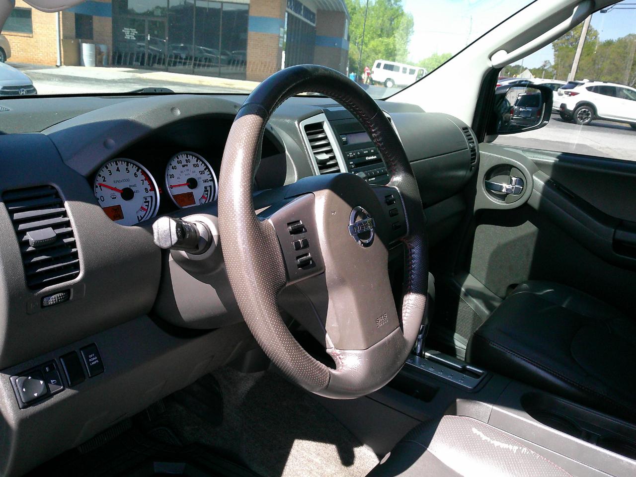 Nissan Xterra 4WD 4dr Auto Pro-4X 2012