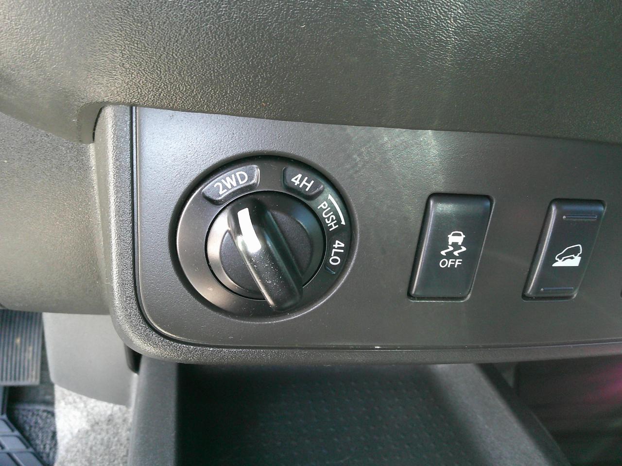 Nissan Xterra 4WD 4dr Auto Pro-4X 2012