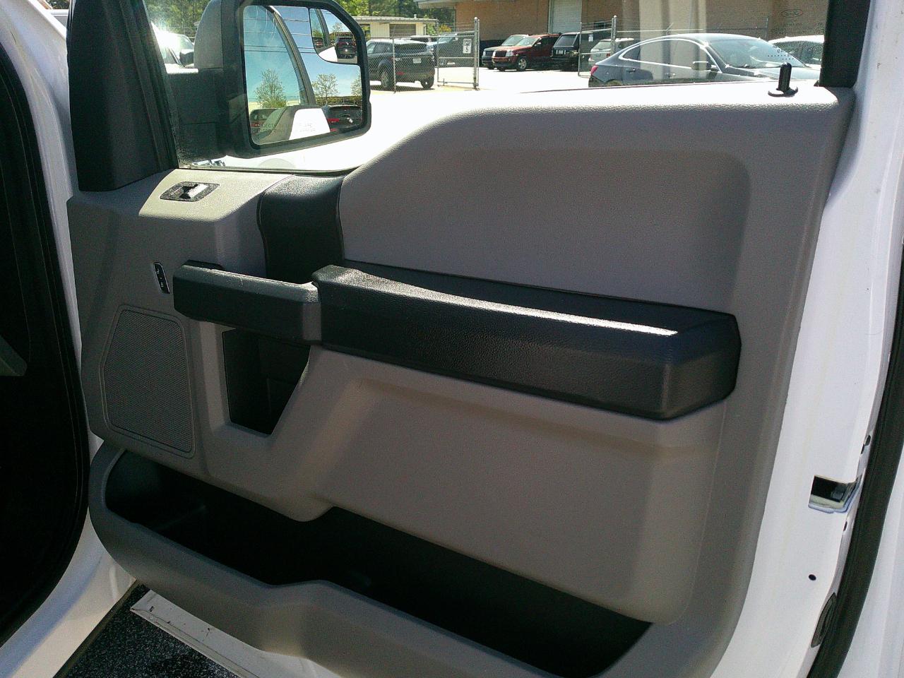 Ford F-150 XL Long Bed 2WD 2018