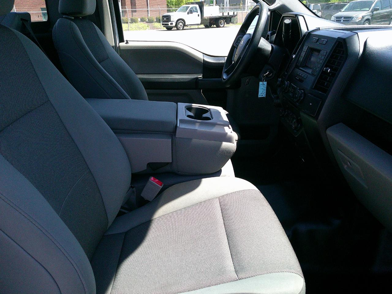 Ford F-150 XL Long Bed 2WD 2018