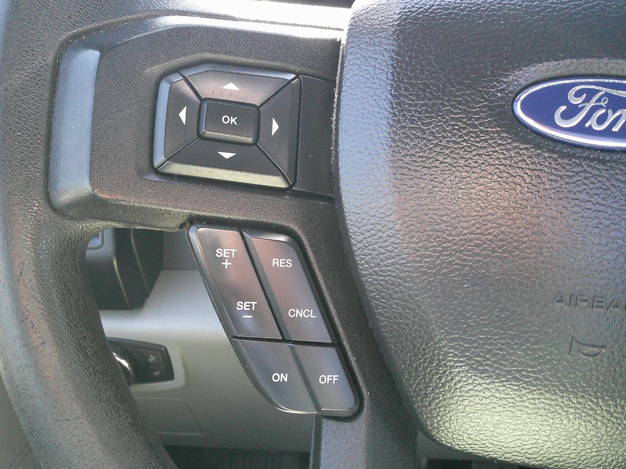 Ford F-150 XL Long Bed 2WD 2018