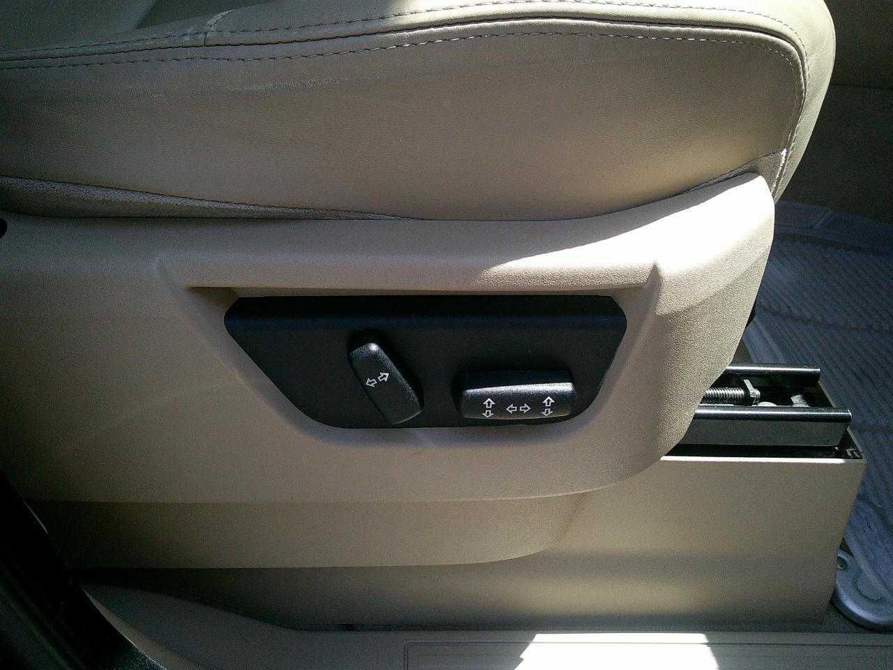 Land Rover Range Rover Sport 4WD 4dr HSE 2008