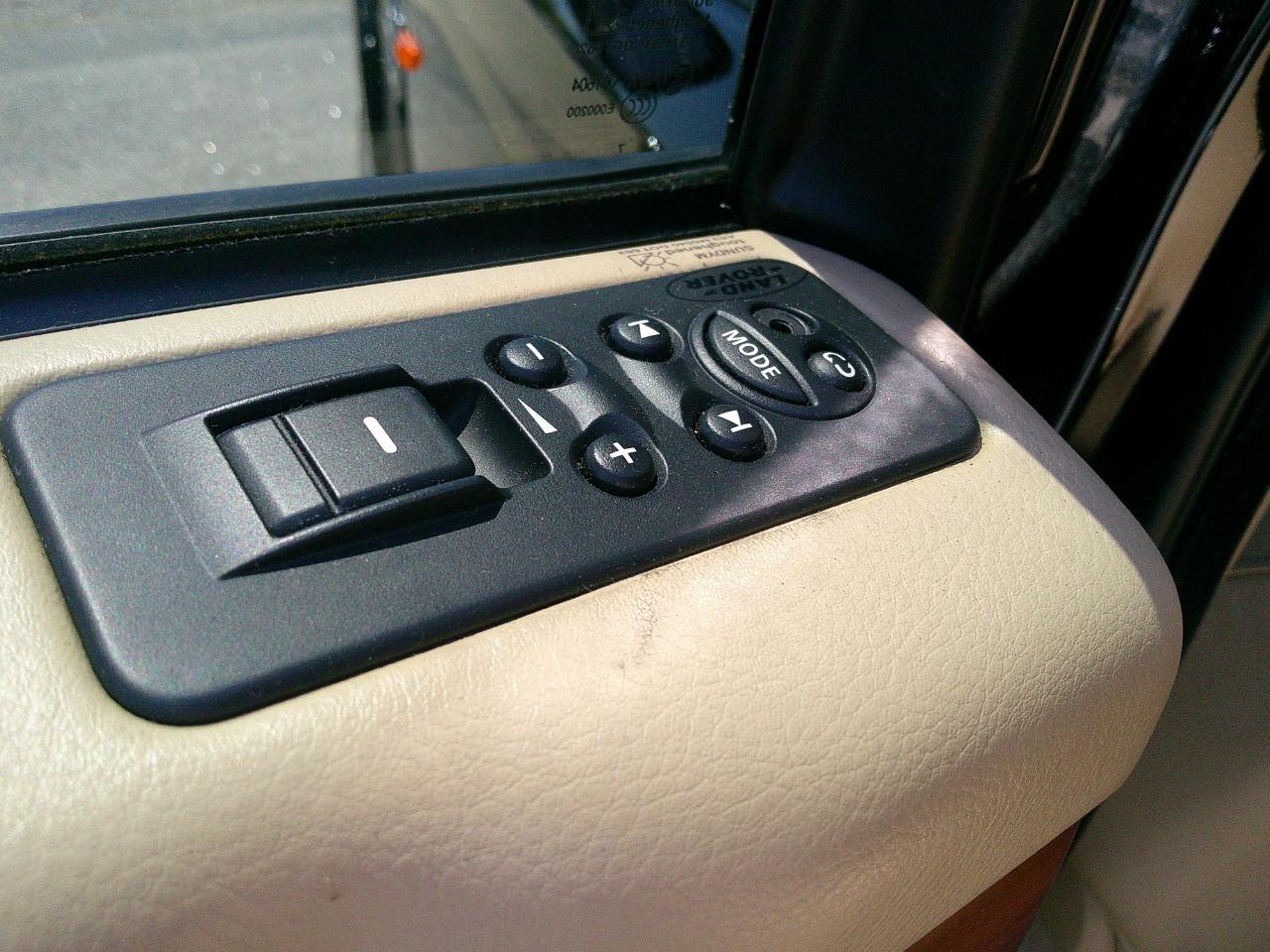 Land Rover Range Rover Sport 4WD 4dr HSE 2008