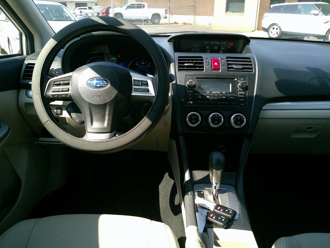 Subaru XV Crosstrek Hybrid 5dr 2.0i 2014