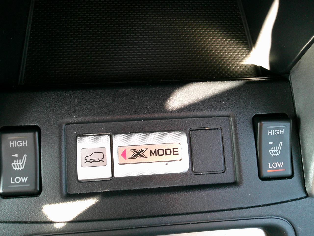 Subaru Forester 4dr CVT 2.5i Limited PZEV 2016