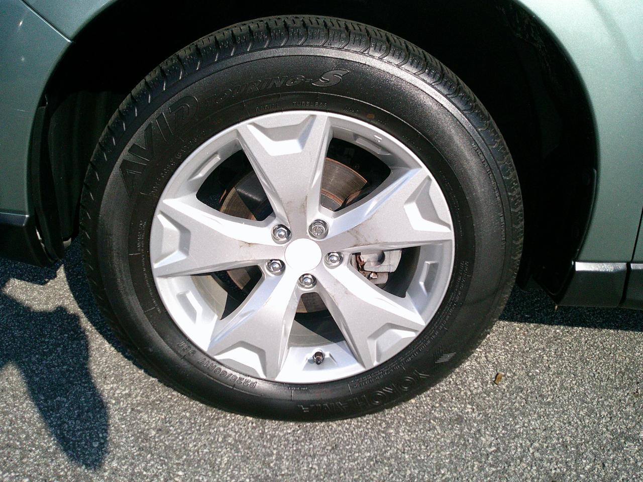 Subaru Forester 4dr CVT 2.5i Limited PZEV 2016