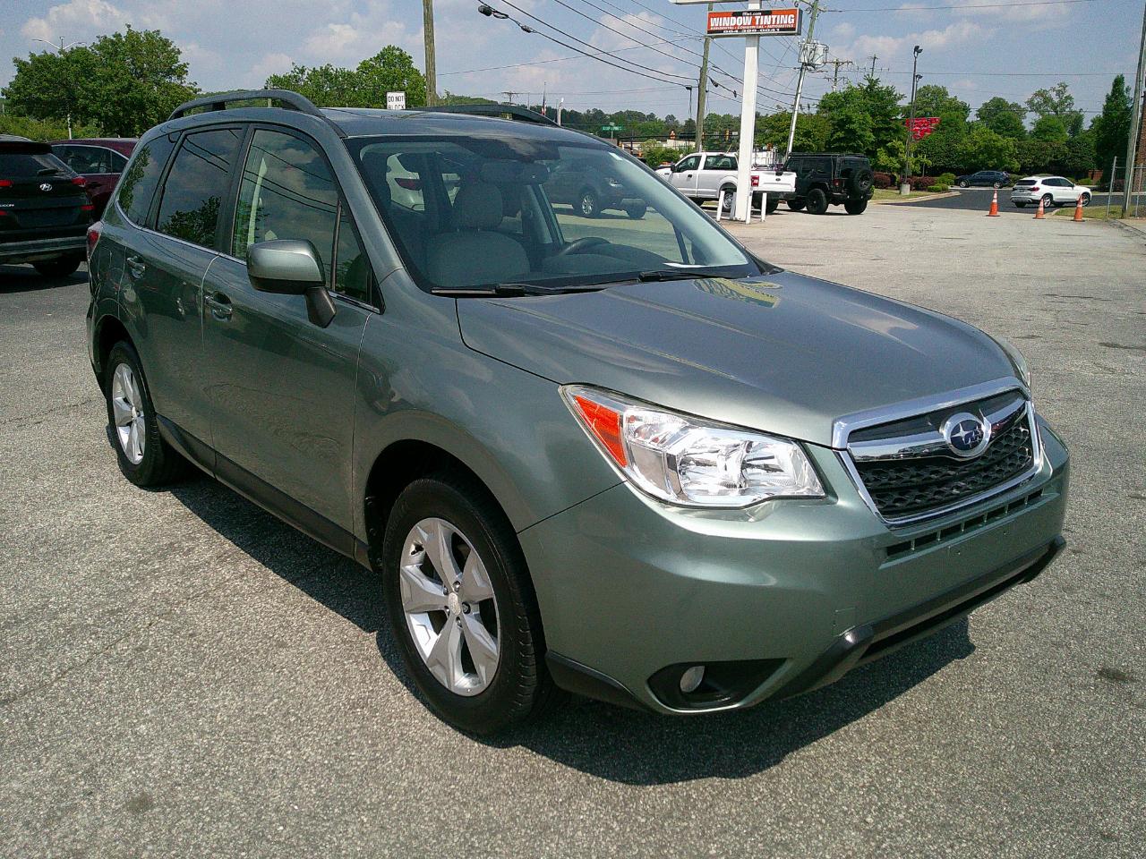 Subaru Forester 4dr CVT 2.5i Limited PZEV 2016