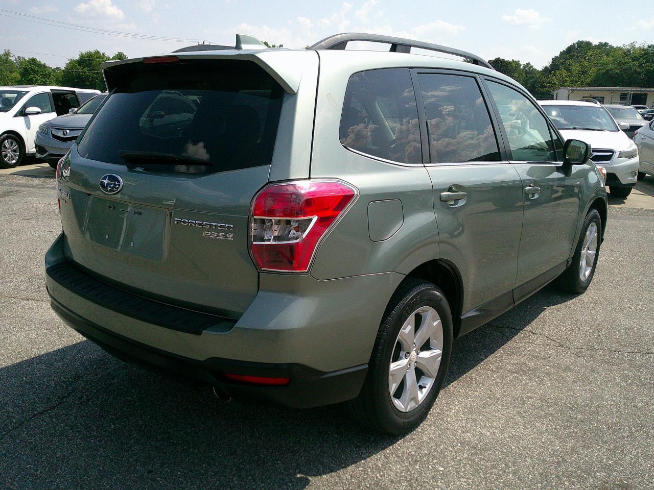 Subaru Forester 4dr CVT 2.5i Limited PZEV 2016