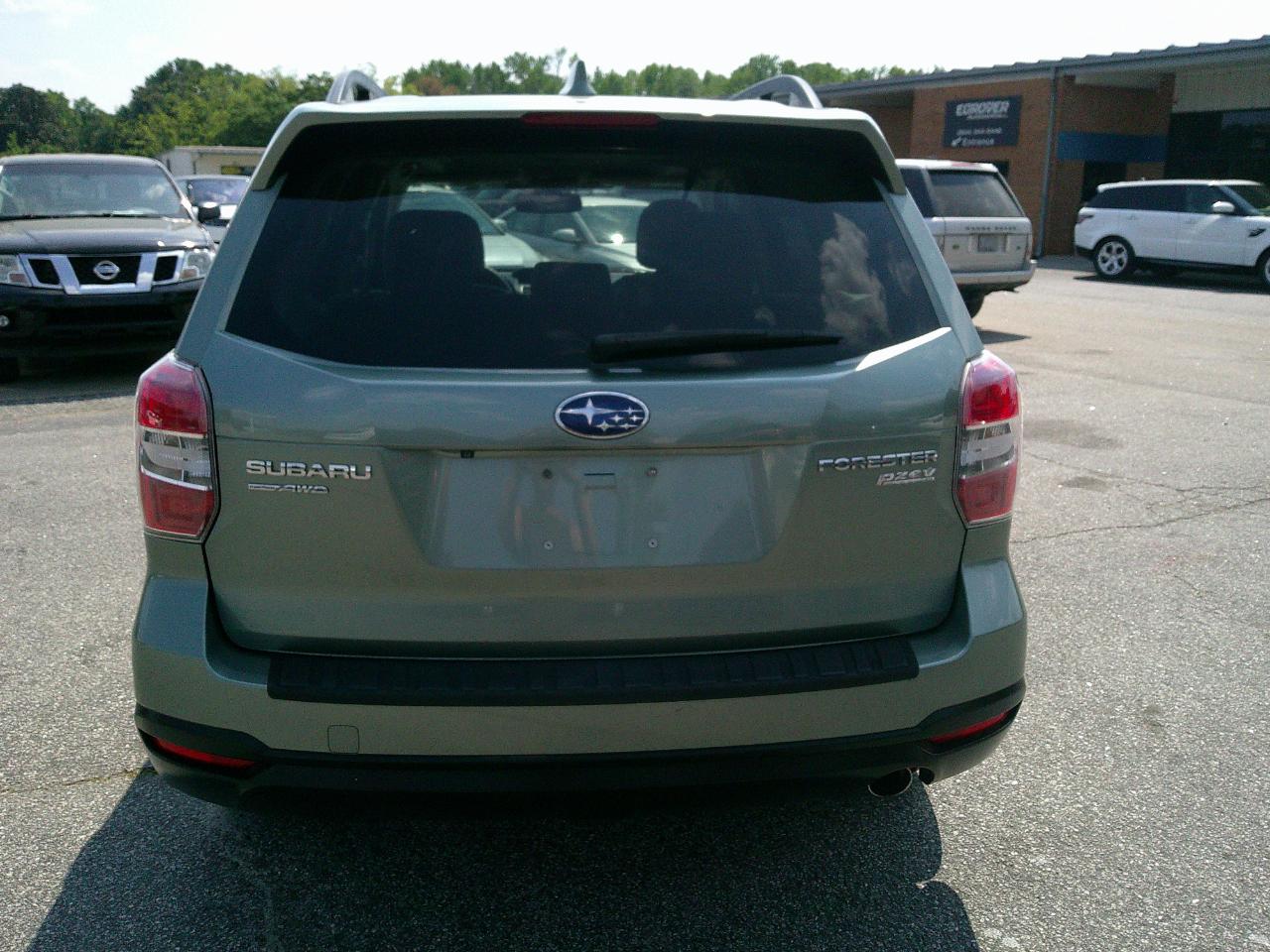 Subaru Forester 4dr CVT 2.5i Limited PZEV 2016