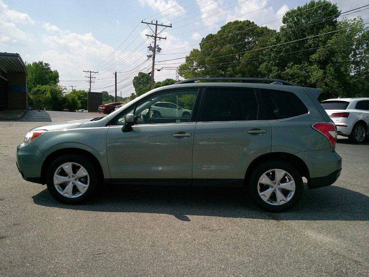 Subaru Forester 4dr CVT 2.5i Limited PZEV 2016