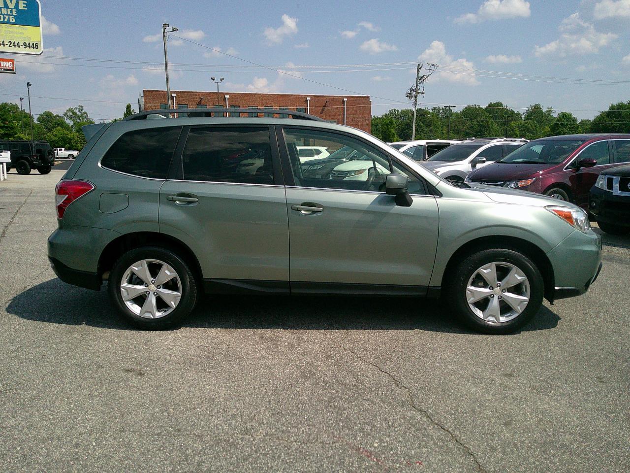 Subaru Forester 4dr CVT 2.5i Limited PZEV 2016