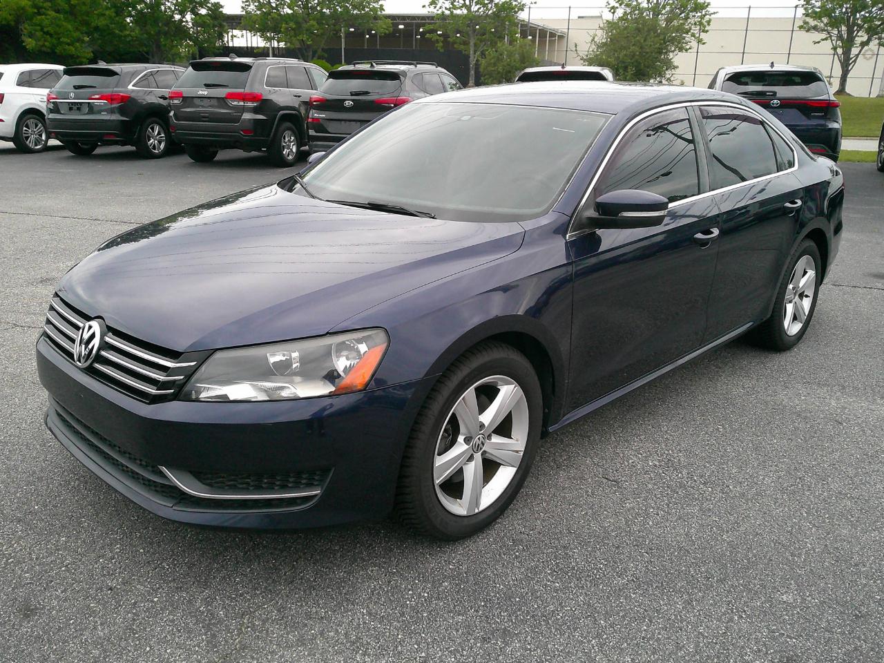 Volkswagen Passat 4dr Sdn 2.5L Auto SE 2013