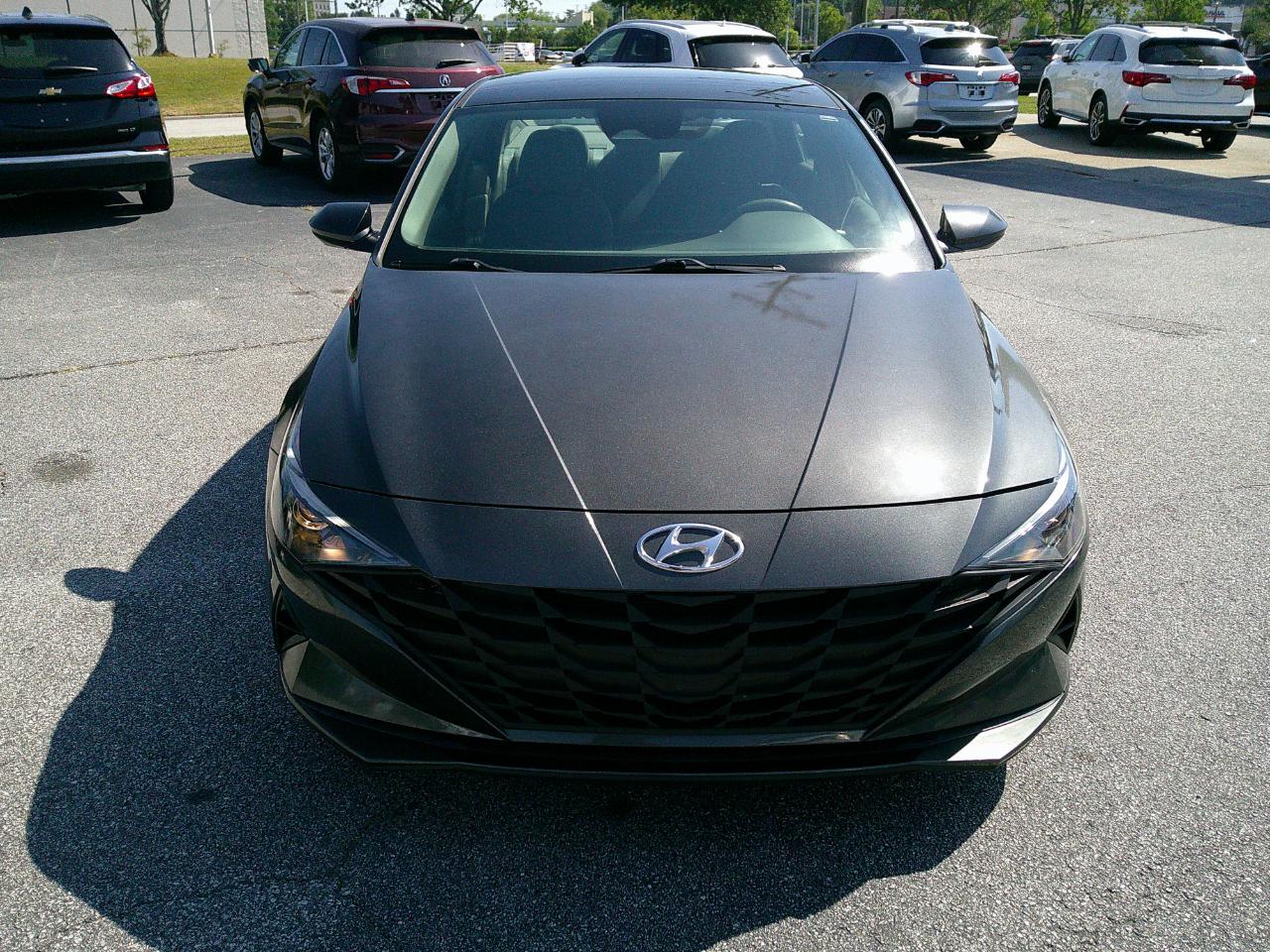 Hyundai Elantra SE IVT 2021