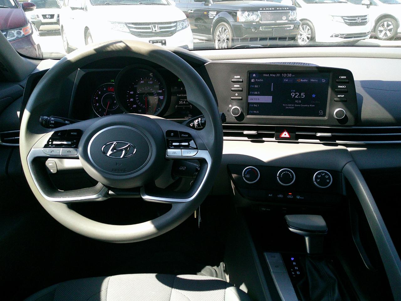 Hyundai Elantra SE IVT 2021