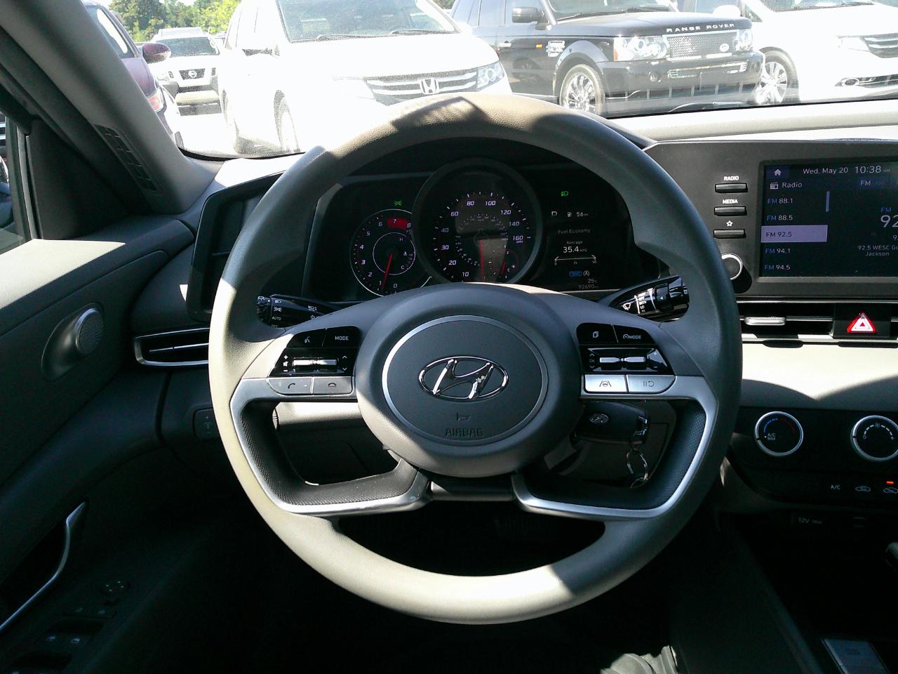 Hyundai Elantra SE IVT 2021