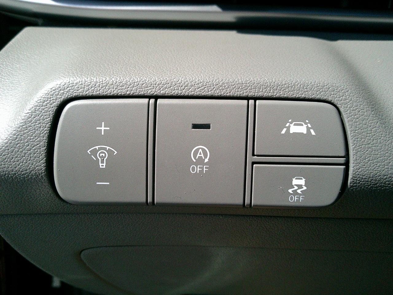 Hyundai Elantra SE IVT 2021