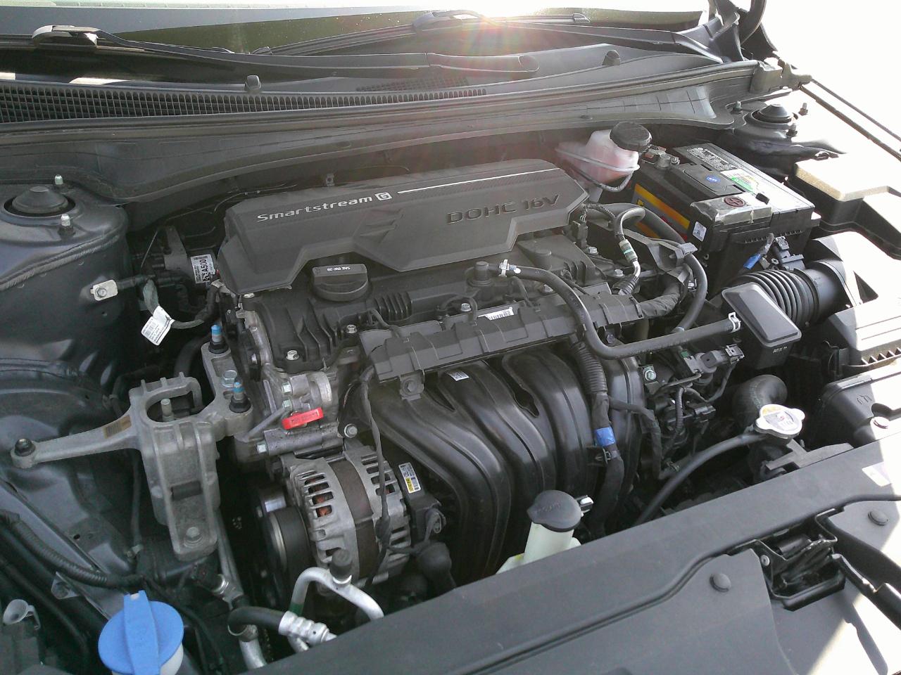 Hyundai Elantra SE IVT 2021