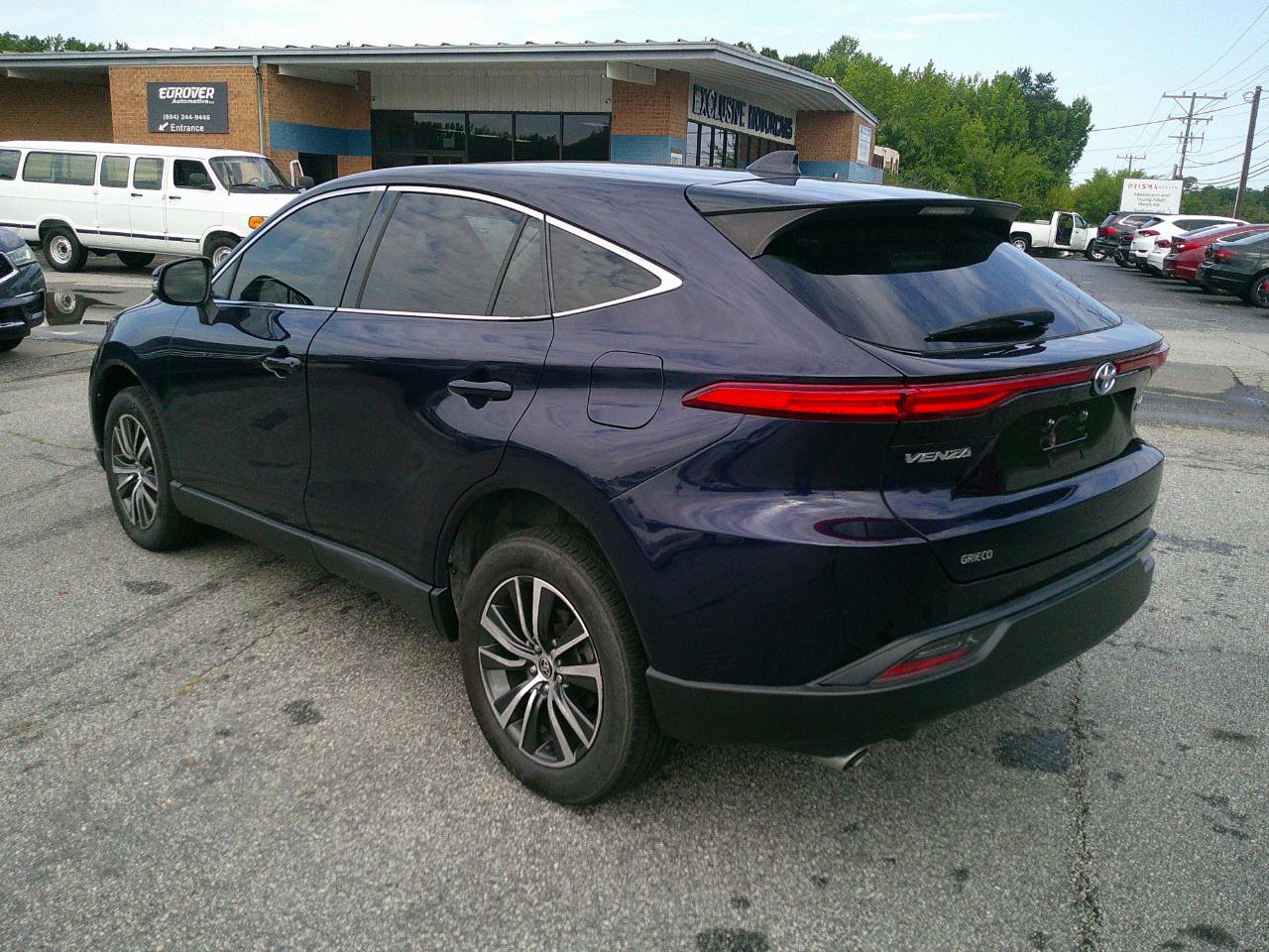 Toyota Venza LE AWD (Natl) 2021