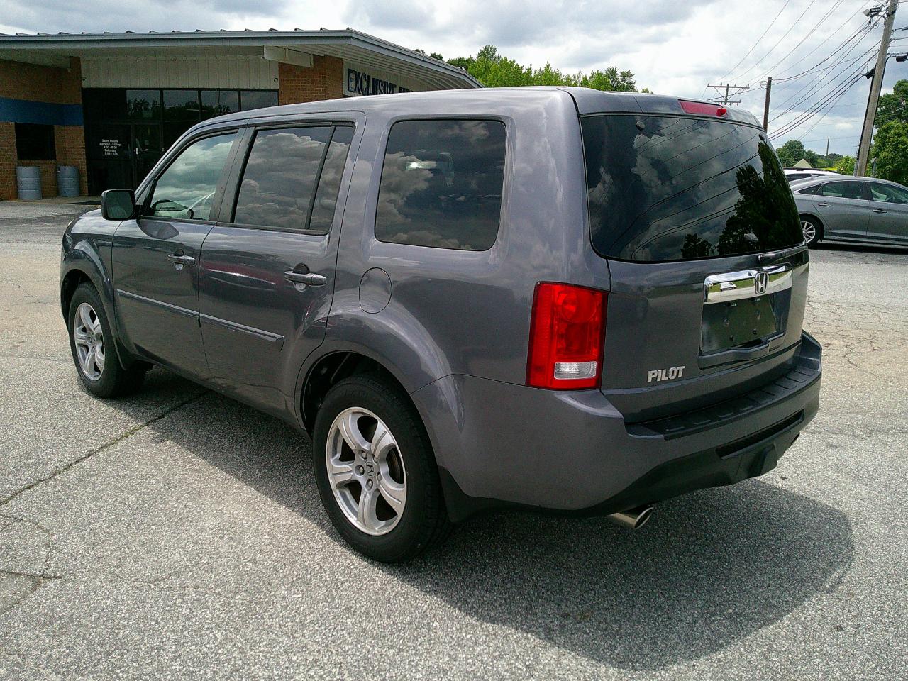 Honda Pilot 2WD 4dr EX-L 2015