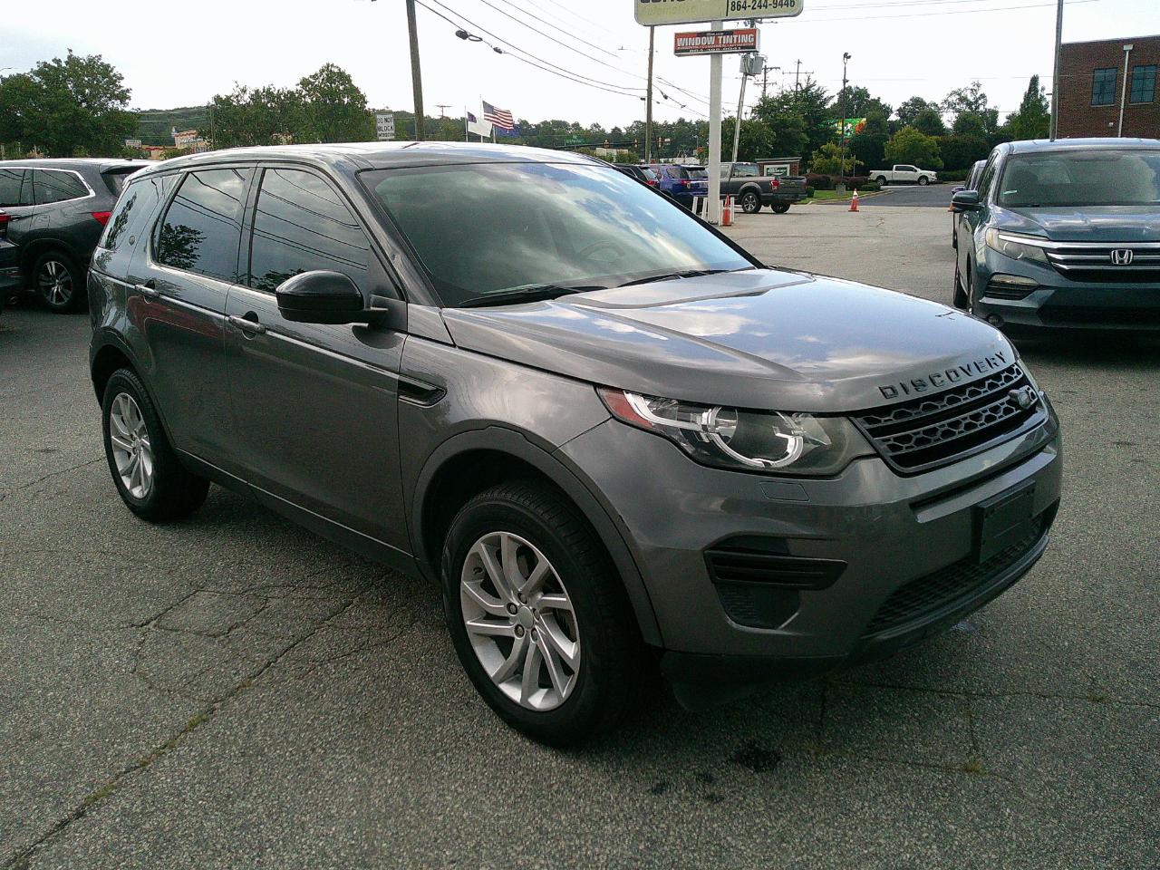  2016 Land Rover Discovery Sport SE   