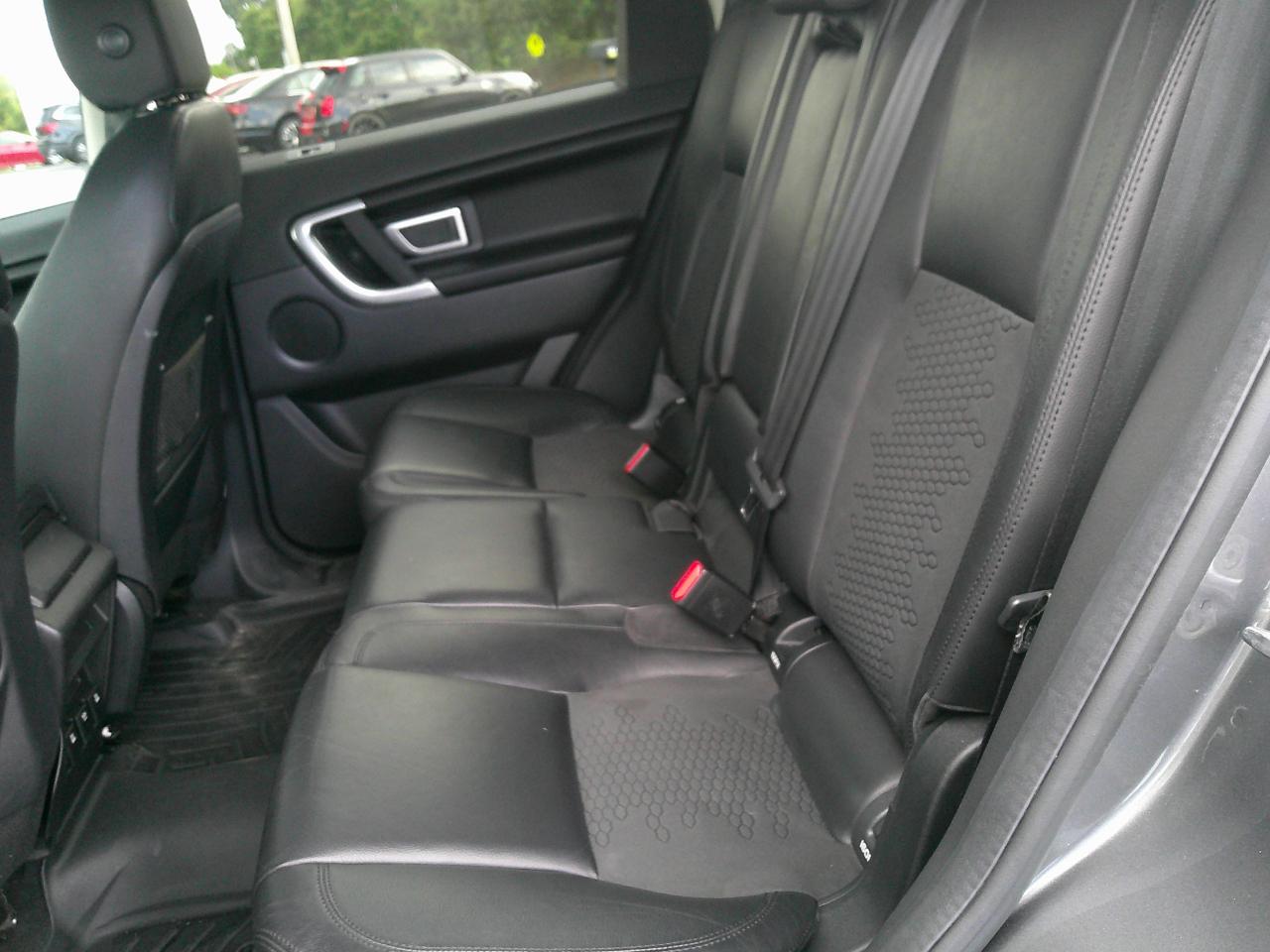 Land Rover Discovery Sport AWD 4dr SE 2016