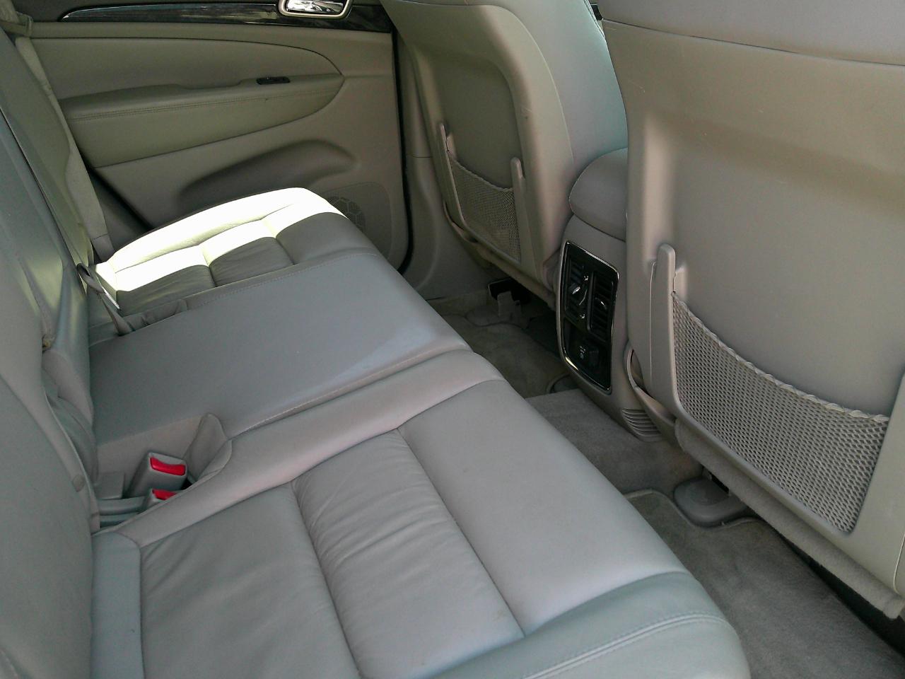 Jeep Grand Cherokee RWD 4dr Laredo 2012
