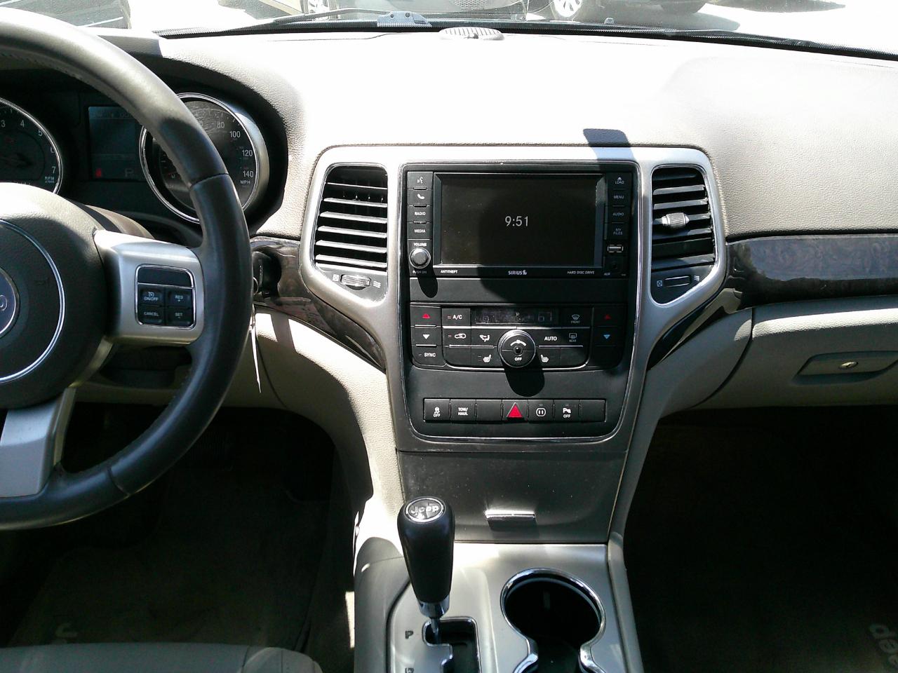 Jeep Grand Cherokee RWD 4dr Laredo 2012