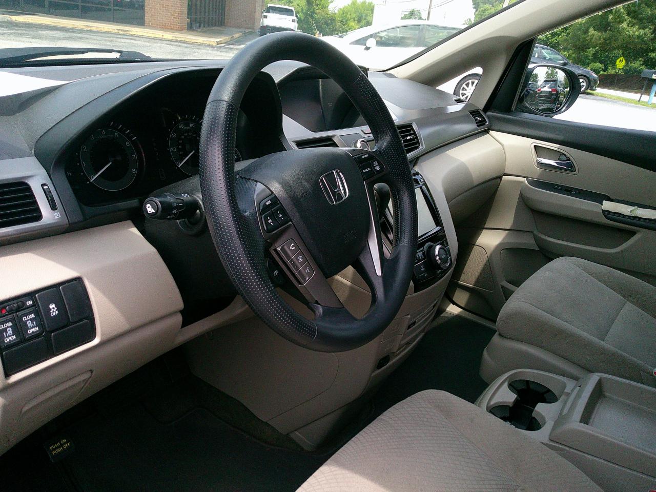 Honda Odyssey SE Auto 2017