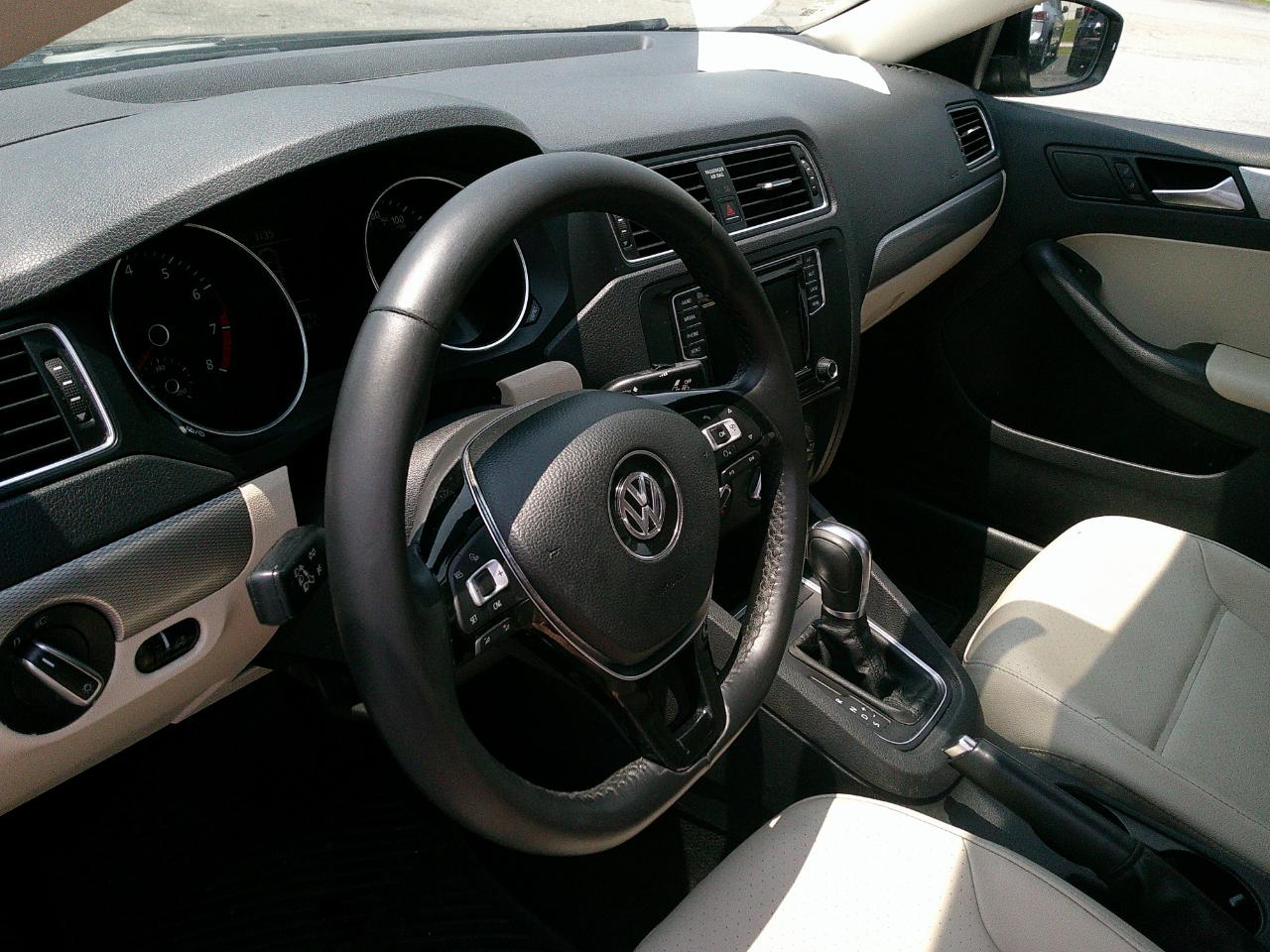 Volkswagen Jetta 1.4T SE Auto 2017
