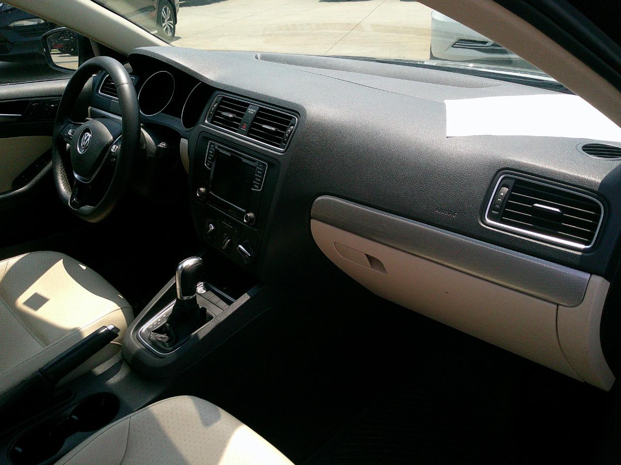 Volkswagen Jetta 1.4T SE Auto 2017