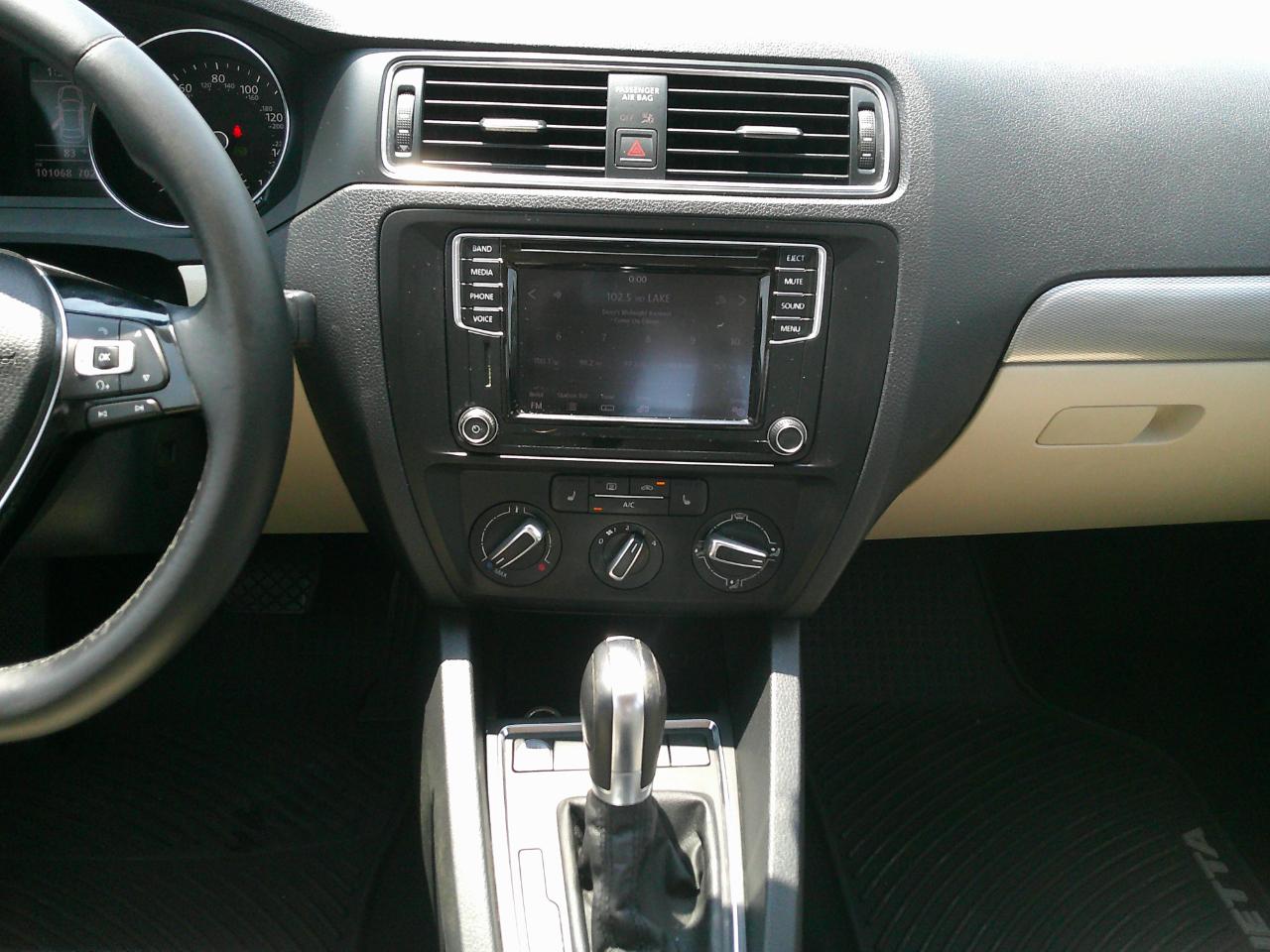 Volkswagen Jetta 1.4T SE Auto 2017