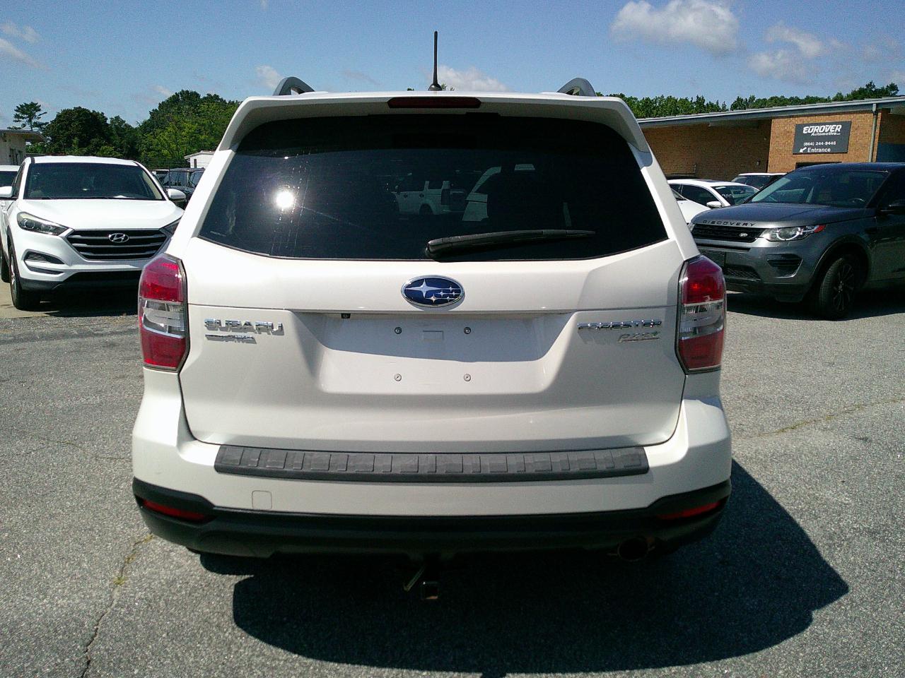 Subaru Forester 4dr CVT 2.5i Limited PZEV 2015