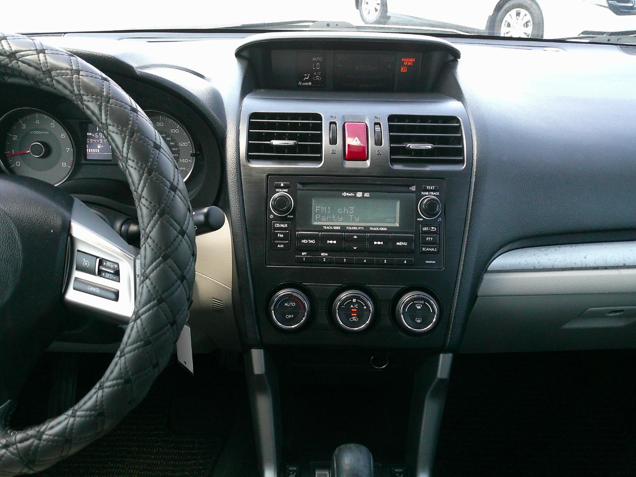 Subaru Forester 4dr CVT 2.5i Limited PZEV 2015