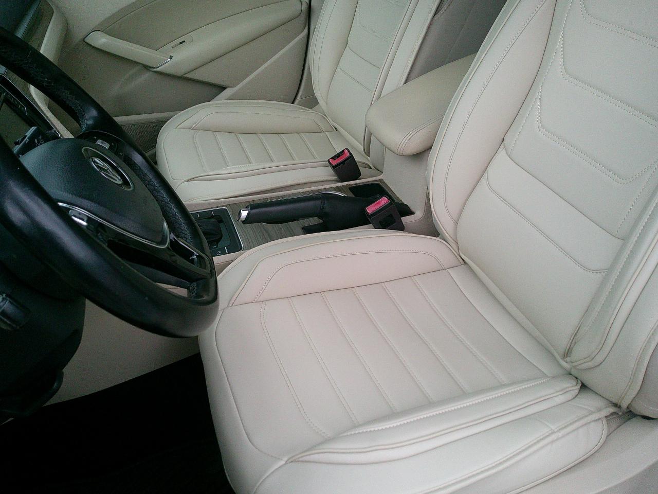Volkswagen Passat 1.8T SEL Premium Auto 2017