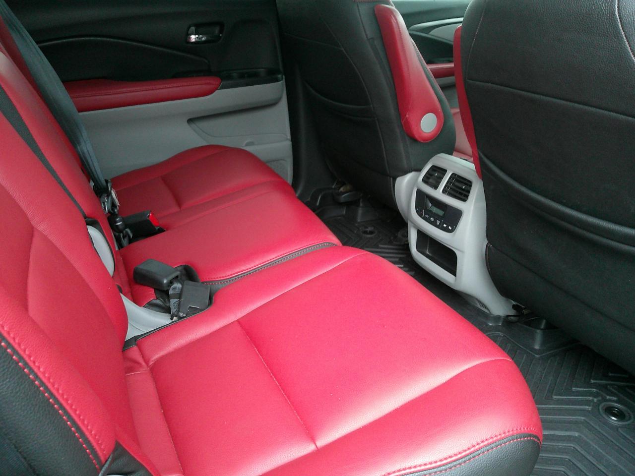 Honda Pilot AWD 4dr EX w/Honda Sensing 2016