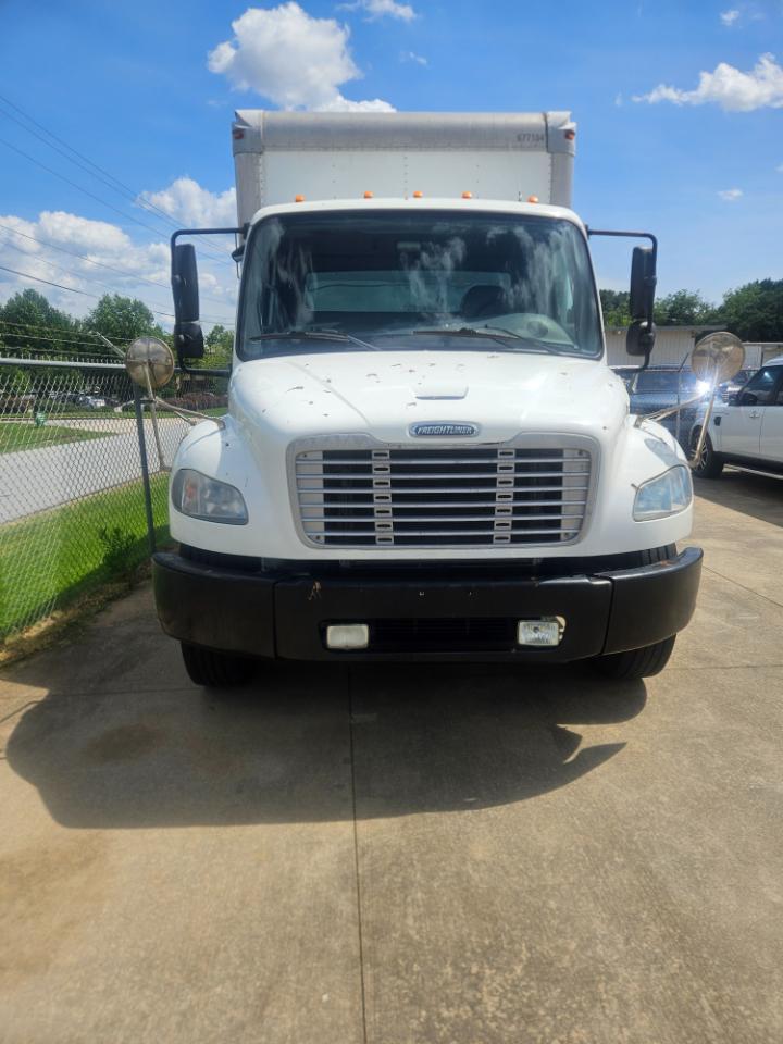 Freightliner M2  2014