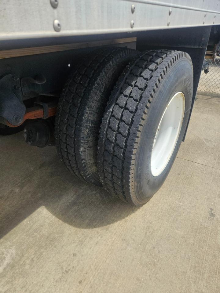 Freightliner M2  2014