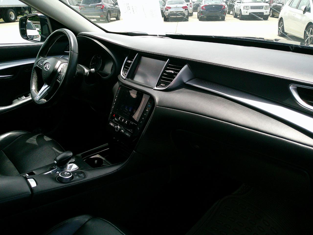 Infiniti QX50 ESSENTIAL FWD 2019