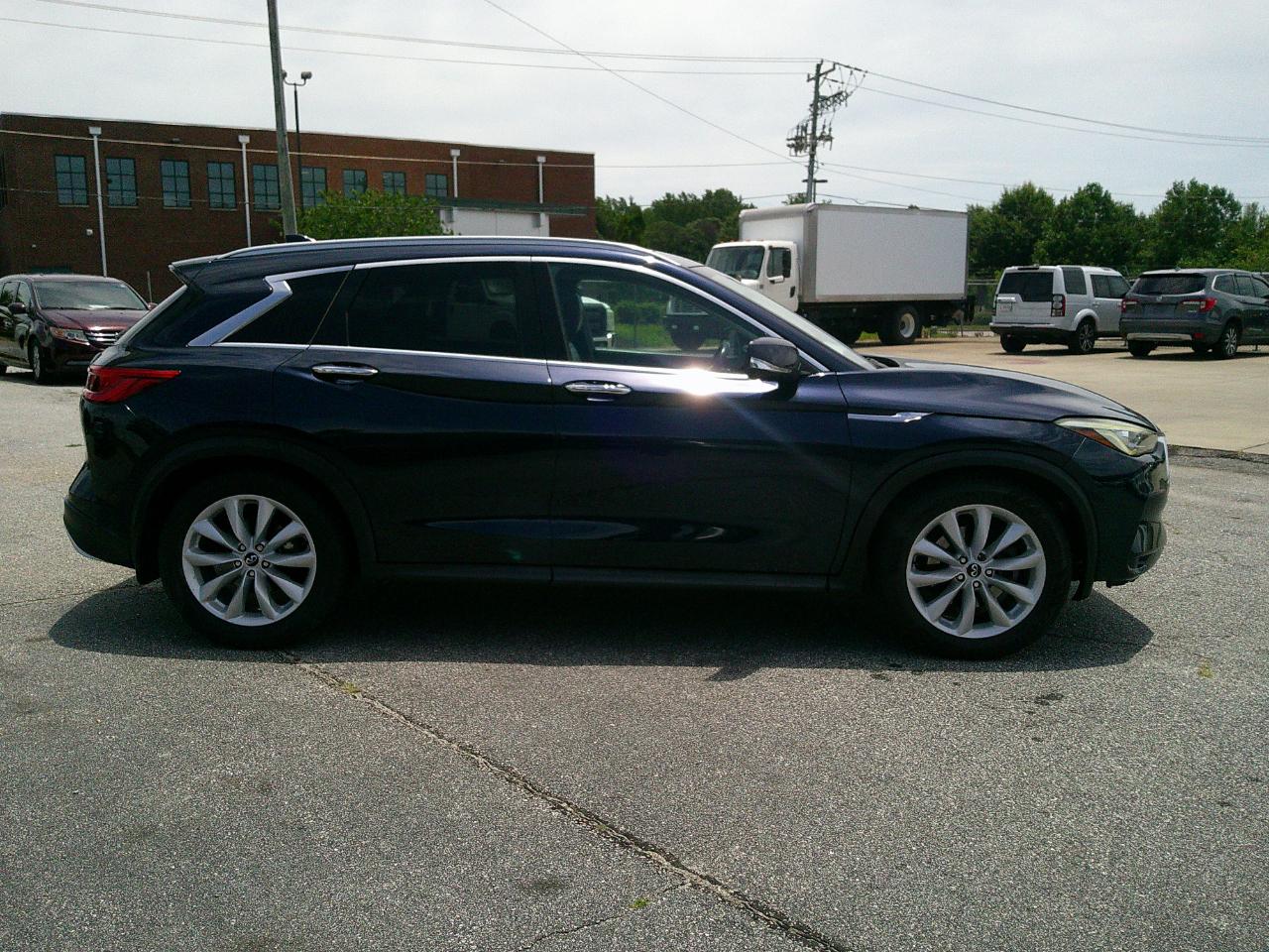 Infiniti QX50 ESSENTIAL FWD 2019