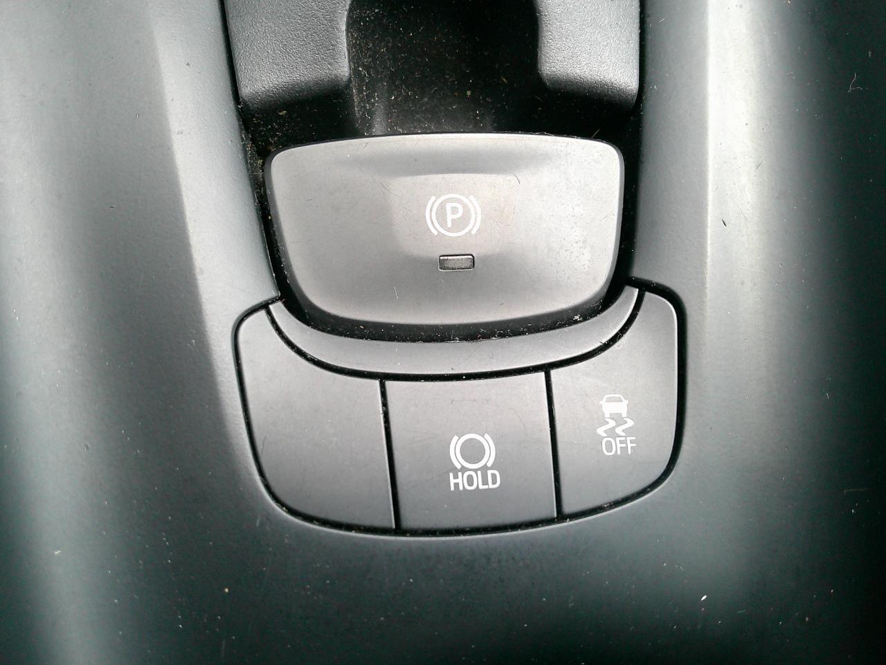 Toyota C-HR XLE FWD (Natl) 2018