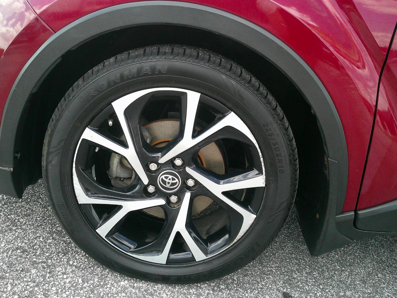 Toyota C-HR XLE FWD (Natl) 2018