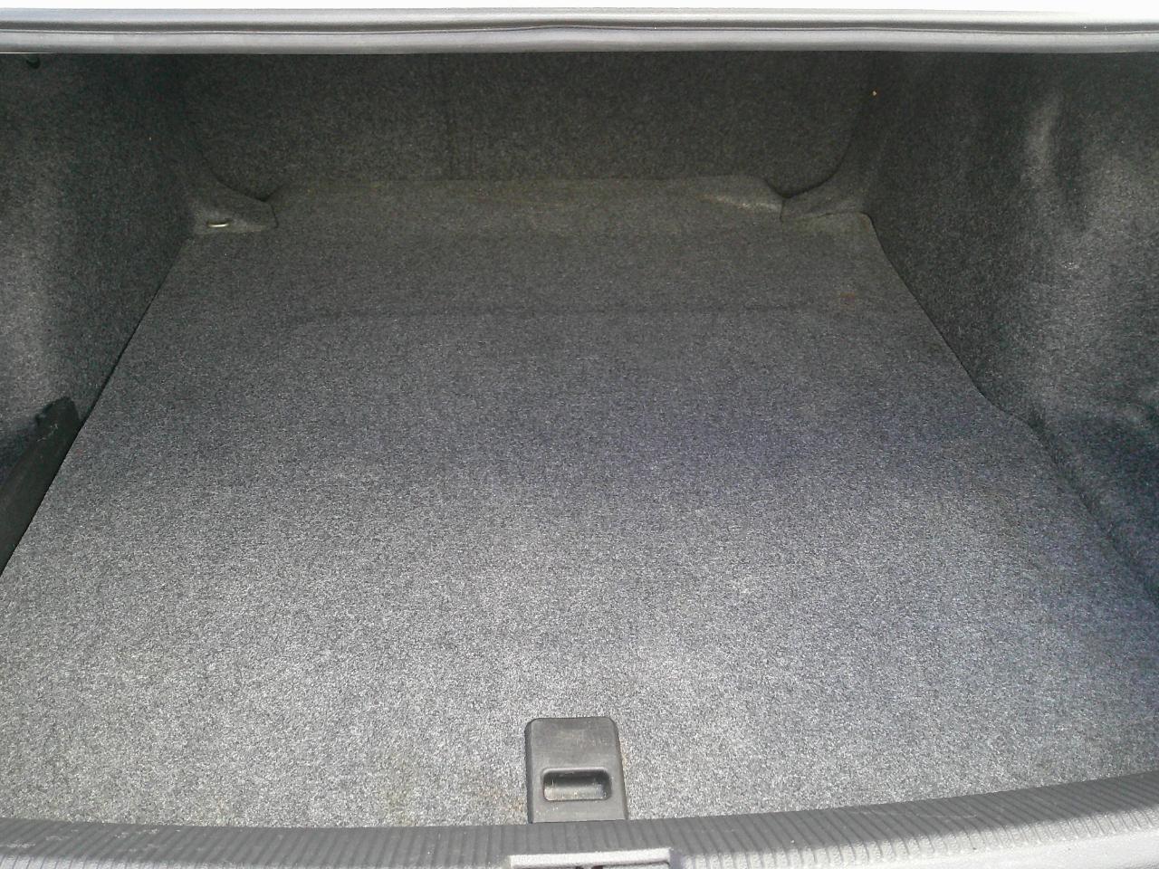 Volkswagen Passat 4dr Sdn 1.8T Auto S 2015