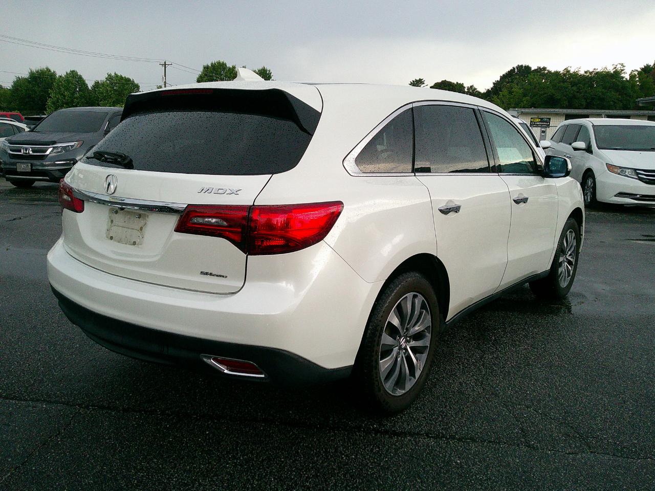 Acura MDX SH-AWD 4dr Tech/Entertainment Pkg 2015