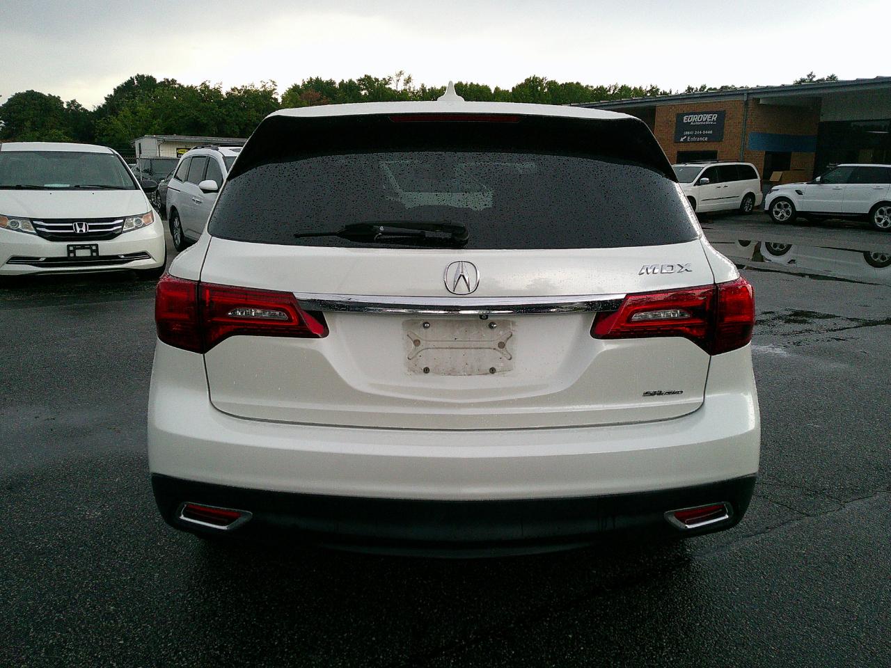 Acura MDX SH-AWD 4dr Tech/Entertainment Pkg 2015